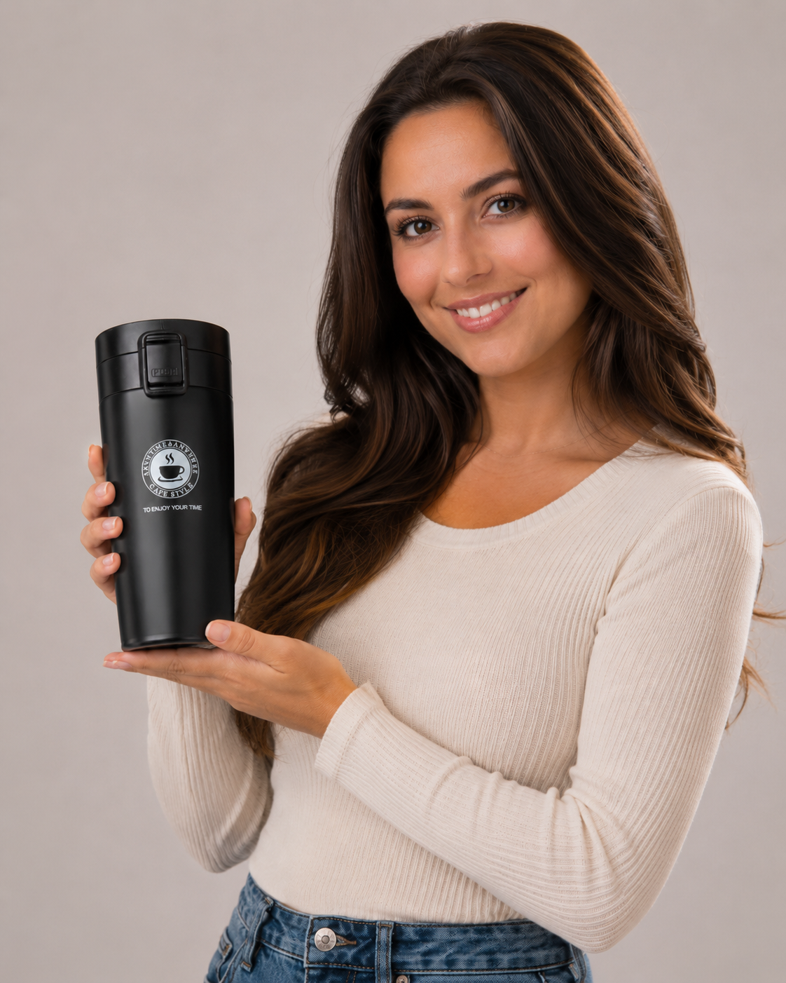 Roomy everyday drink cup side view