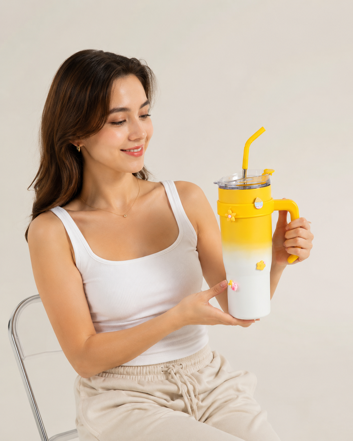 Premium spacious drink cup side view